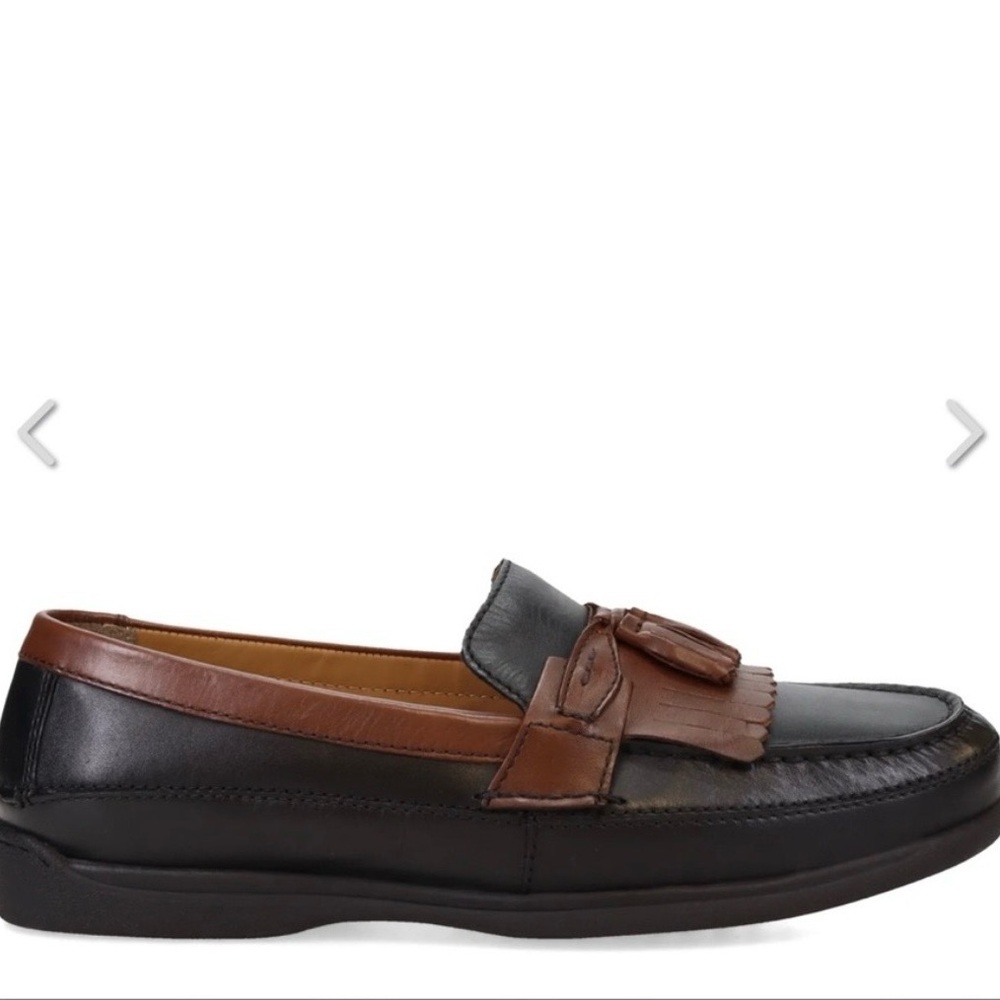 NIB Dockers Brown and Black Loafers with Tassels
NIB (New in Box) - Picture 3 of 5